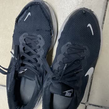 Nike Ayakkabım Kısa Sürede Yırtıldı Değişim Talebi