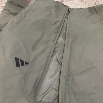 Su Geçirmeyen İddiası Yanıltan Adidas Montu İade Talebi