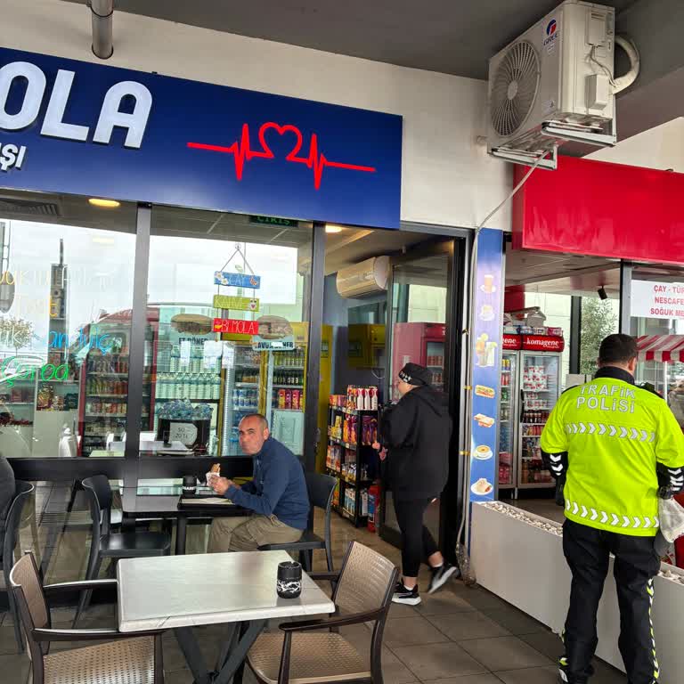 Cafe Mola’da Yaşlı Müşteriye Saygısız Ve Kaba Davranış