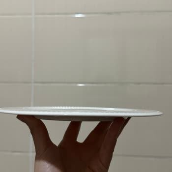 Eğimli Tatlı Tabakları Ve Yanlış Kargo Gönderimi Nedeniyle Yaşadığım Mağduriyet