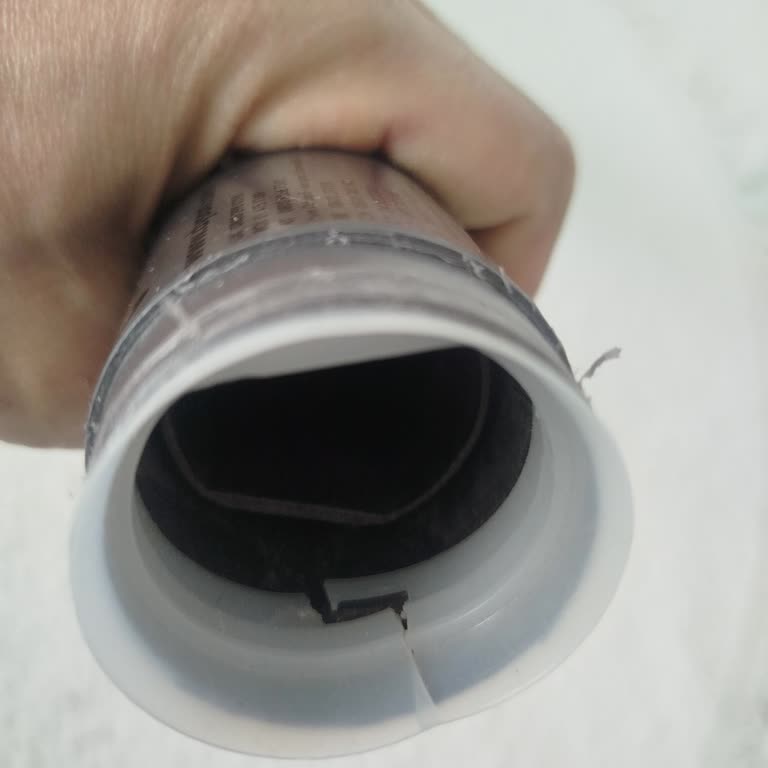 Dyson Süpürge Borusundaki Parça Çatladı, Garanti Yardımı Reddedildi