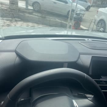 Satın Alınan Citroen C4 Max Paket Araçta Söz Verilen Donanım Eksik Teslim Edildi