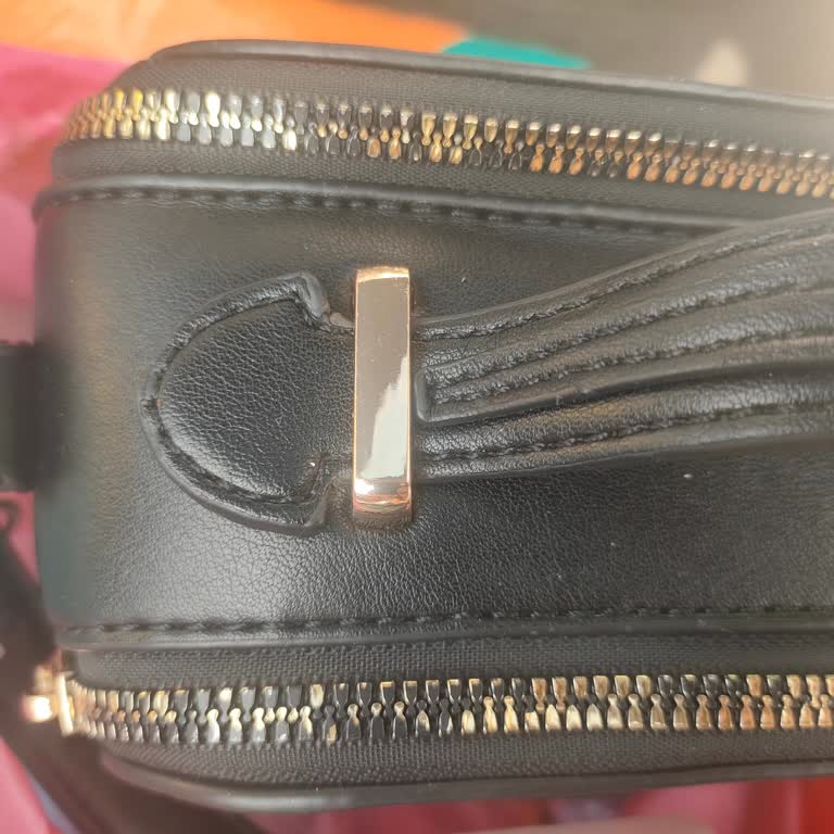 Fermuar Kaplaması Sorunu Ve Garanti Kapsamındaki Değişim Reddi