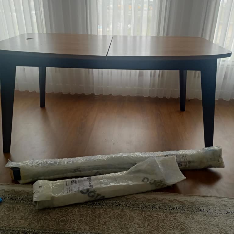 Yemek Masası Çöküyor, Üç Servis Ziyaretine Rağmen Sorun Çözülmedi Ve Değişim Talep Ediyorum