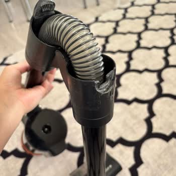 Arçelik Şarjlı Dikey Süpürge Katlanır Boru Sürekli Kırılıyor, Ücretsiz Değişim Talebi