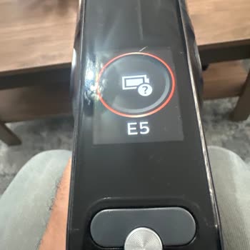 Garanti Kapsamındaki Philips 9000 Dikey Süpürge E5 Hatası Kullanılamaz Duruma Geldi