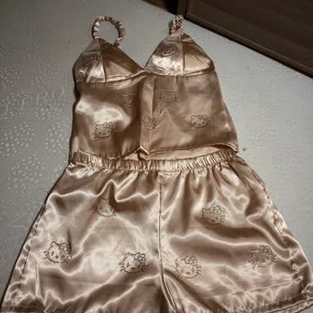 Yanıltıcı Görseller Düşük Kaliteli Pijama Ve Keyfi İade Reddi