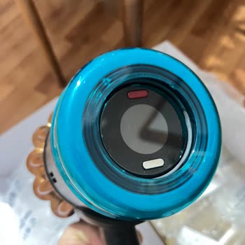 Dyson Servisi Ürünü Çiziklerle Ve Daha Kötü Durumda Geri Gönderdi