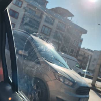 Opel Yetkili Servisinde Yanıltıcı Bilgilendirme Ve Temizlik Sorunu