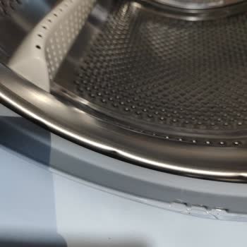 Kazan Ayar Hatası Nedeniyle Çamaşır Makinesi Yanıyor Ve Kıyafetleri Yırttı