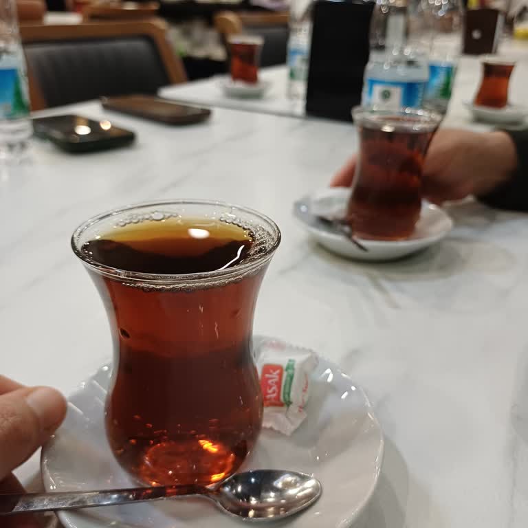 Gurme Esnaf Döner’de Personelin Kaba Ve Tehditkar Davranışı Ve Çocuklara Yüksek Ücret Talebi