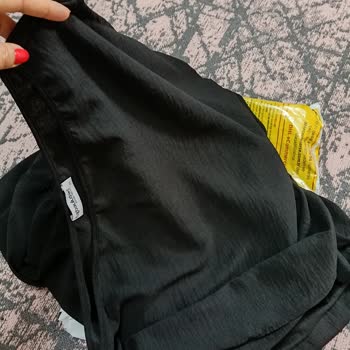 Kalitesiz Elbiseler Ve İade Politikası İhlali