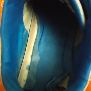 Lumberjack Ayakkabısının Tabanı Hızla Çözülüyor Ve Koku Yapıyor; Değişim Talebi