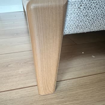 Yataş Akbatı Şubesinden Gelen Baza Ve Başlık Renk Uyumsuzluğu