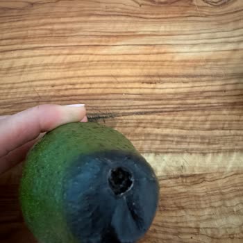 Mumcular Merkez Migros’ta Çürük Avokado Ve Tekrarlayan Ürün Sorunları