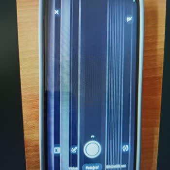 Reeder Telefon Ekranında Çizgiler Ve İade Sürecindeki Gecikme