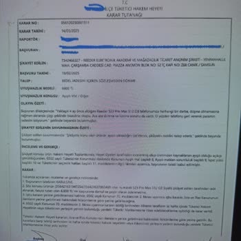 Reeder Telefon Ekranında Çizgiler Ve İade Sürecindeki Gecikme