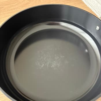 Garanti Kapsamında Tencerenin Yemeklerin Dibe Yapışması Ve Satıcıdan Cevap Gelmemesi