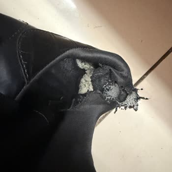 Kalıp Hatası Nedeniyle Ayakkabı Deforme Oldu, Firma Değişim Reddetti