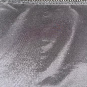 Kumaş Kusurlu Karl Lagerfeld Ürünü Ve İletişimsiz Gönderim