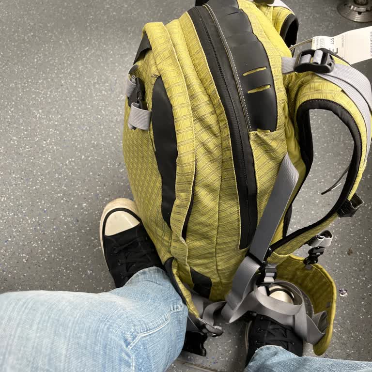 Sweatshirt Giyme İzni Red Edildi, Zorla 50 Euro Kesildi