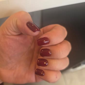 Glam Life Güzellik Merkezi Kalıcı Ojenin Duruşu&nbsp; Estetik Değil, Tırnaklarım Bakımsız Gibi Görünüyor