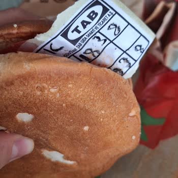 Whopper İçinde Kağıt Fiş Konulması Hijyen İhlali