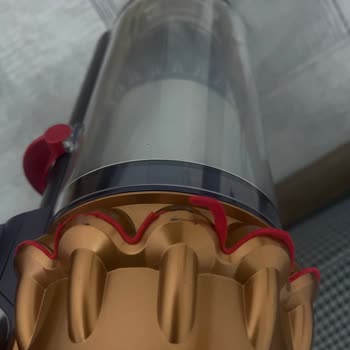 Motor Bölümündeki Sünger Dökülmesi Ve Emiş Gücü Düşüşü Garanti Kapsamında Çözülmedi