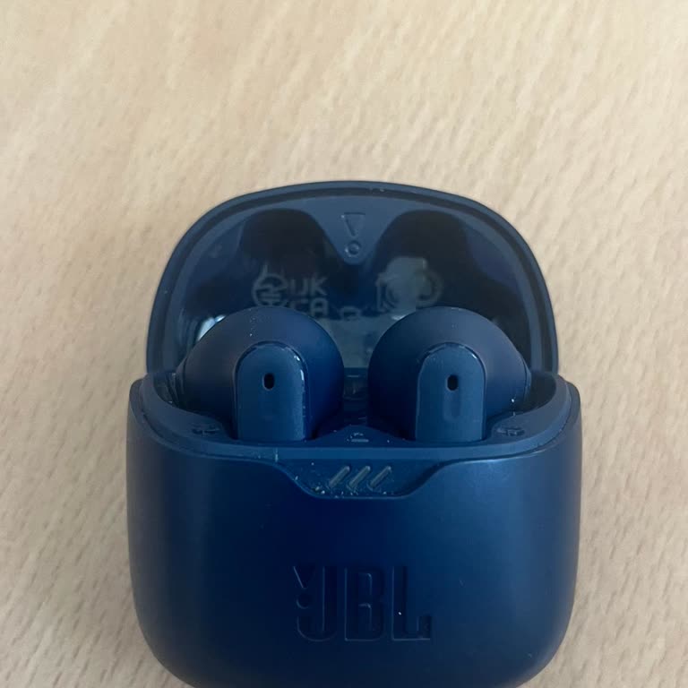 JBL Tune Flex Kulaklıkta Sağ Kulak Çalışmıyor Ve Şarj Edilemiyor