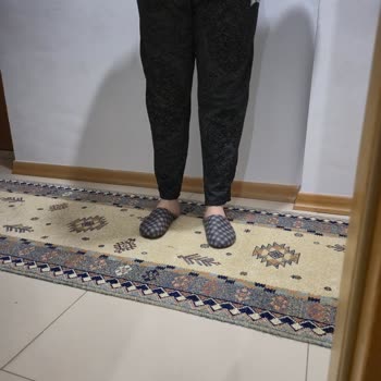 Aynı Koşullarda Yıkanan Eşofmanlardan Biri Çekildi, İade İstiyorum