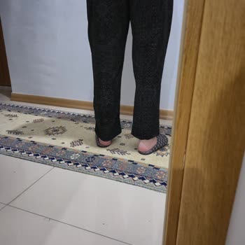 Aynı Koşullarda Yıkanan Eşofmanlardan Biri Çekildi, İade İstiyorum