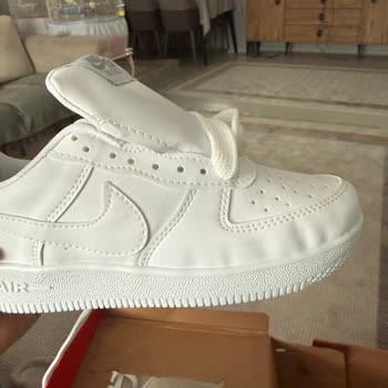 Yanlış Ürün Gönderimi Ve Kalitesiz Ayakkabı Nedeniyle Tam İade