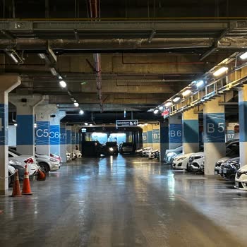 Otoparkta 3D Oto Yıkama Personelinin Kaba Üslup Ve Yetkisiz Uyarısı