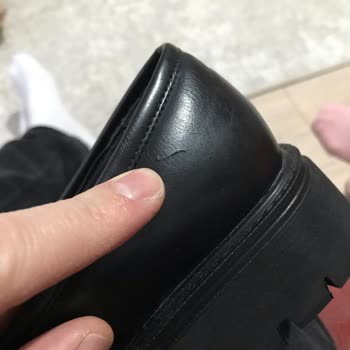 FLO’dan Gelen Kullanılmış Ve Yırtık Ayakkabı İçin Hızlı Değişim Talebi