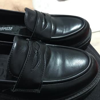 FLO’dan Gelen Kullanılmış Ve Yırtık Ayakkabı İçin Hızlı Değişim Talebi