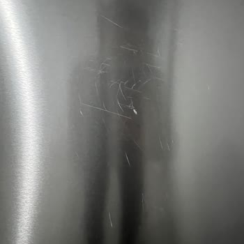 Hasarlı Kapı Ve Uyuşmayan Değişim Nedeniyle Buzdolabı Tam Değişim Talebi