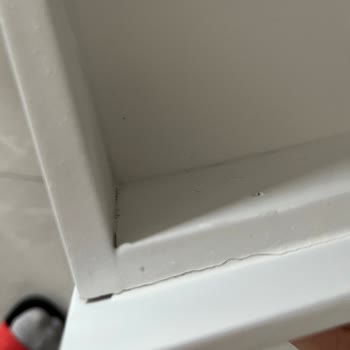 Geciken Teslimat Ve Kalitesiz Komodin Şikayeti