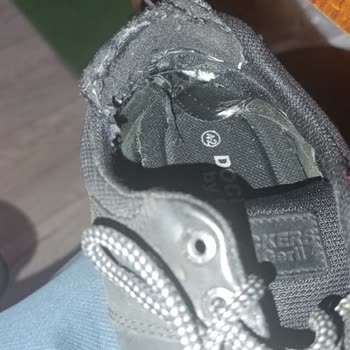 Ayakkabım Kısa Sürede Yırtıldı Ve Deforme Oldu Şikayetime Kusur Kabul Edilmedi