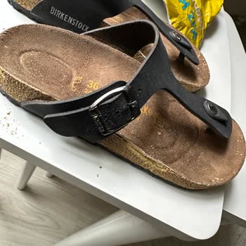 Sıfır Terlik Kargo Hasarı İddiası Ve Dolap’ın Sorumluluk Reddi