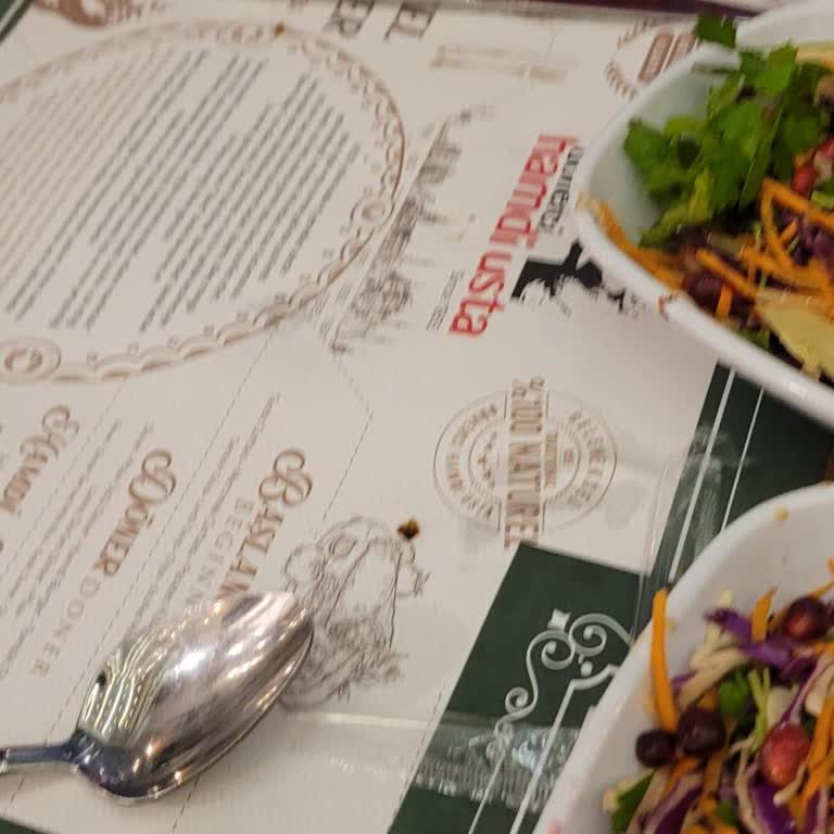 Ramazanda İftar Siparişinde Uzun Bekleme Ve Personel İlgisizliği