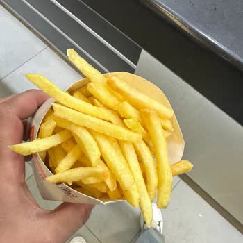 Çorlu Burger King’de Patates Kızartmasında Kıl Bulunması Hijyen İhlali