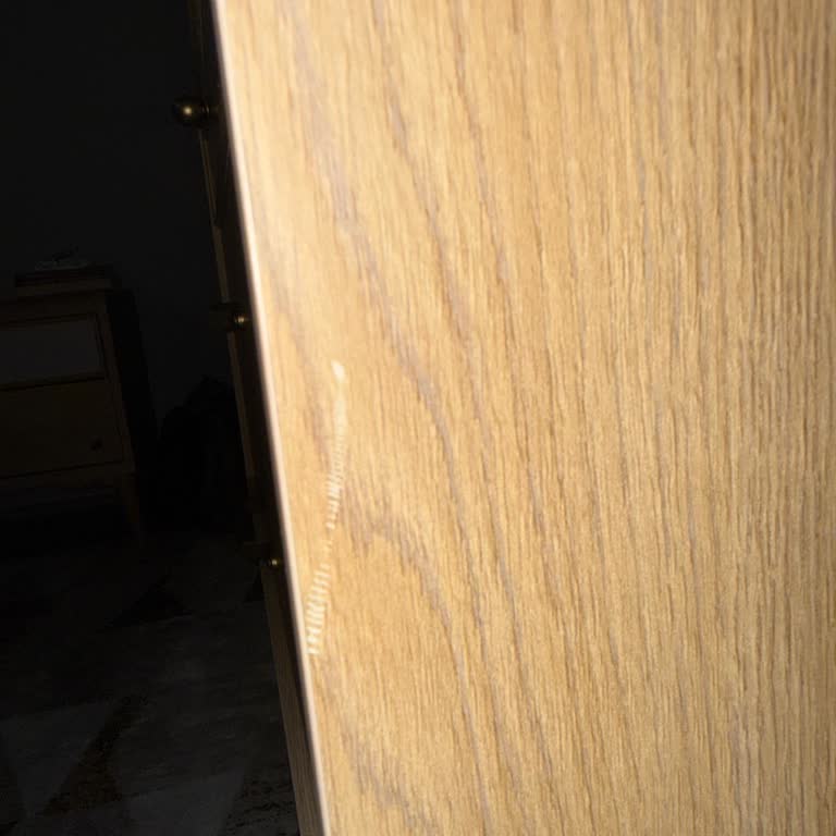 Makyaj Masasındaki Çizik Ve Servis Gecikmesi Nedeniyle Ödeme İptali Talebi