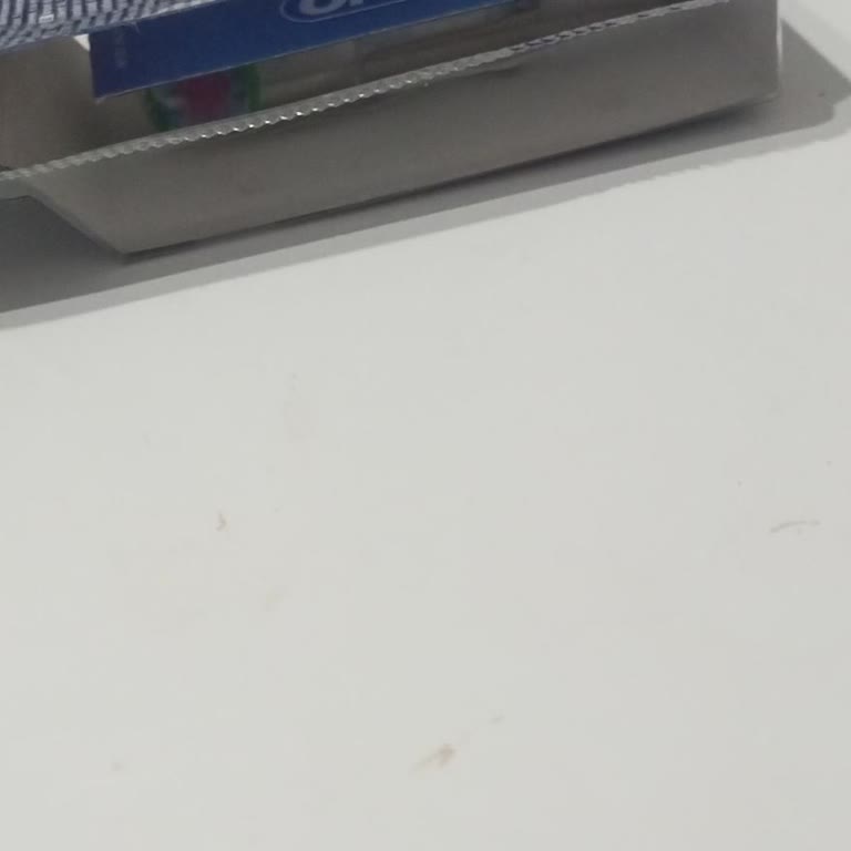 Oral-B İki'li Yedek Fırça Başlığı Hasarlı Ve Eksik Gönderildi, Müşteri Hizmetleri Cevapsız