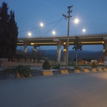 Menemen Gazi Mahallesi Sokak Lambaları Çalışmıyor, Güvenlik Riski Oluşturuyor