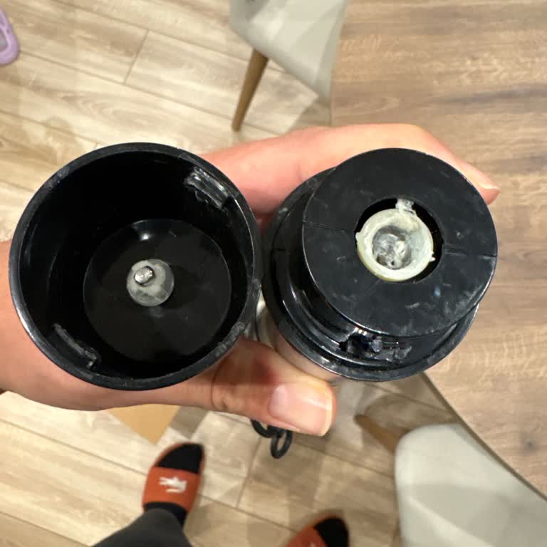 English Home Blender Bağlantı Dişlisinin Kırılması Ve Garanti Kapsamında Değişim Talebi