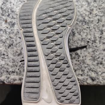 Nike Ayakkabısında Açılma Ve Yırtılma, Mağaza Kullanıcı Hatası İddiası