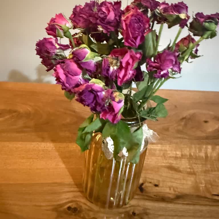 Solmuş Gül Buketi Ve Cevapsız Müşteri Hizmetleri