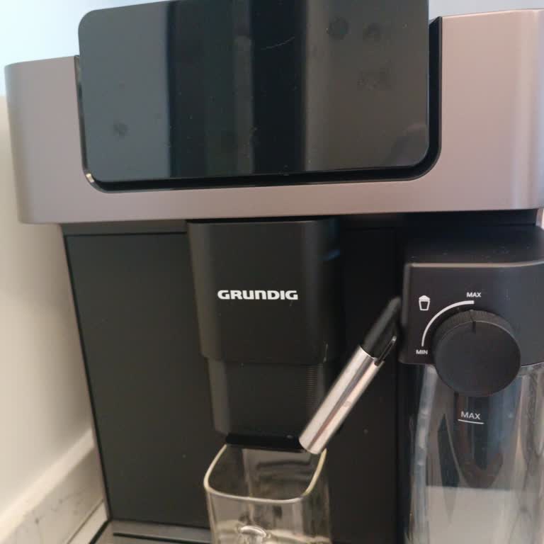 Delisia KVA7230 Kahve Makinesinde Sürekli Ilık Kahve Sorunu Ve İade Talebi