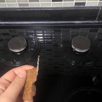 Eti Pötibör Kakaolu Bisküvi İçinde Plastik Parça Bulundu Güvenim Sarsıldı