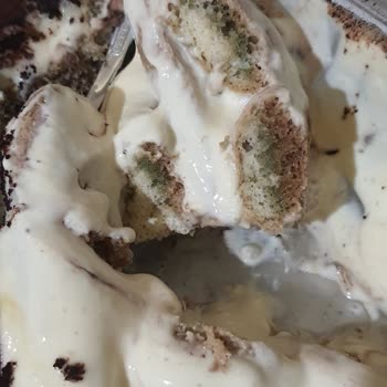 Son Tüketim Tarihi Geçerli Olmasına Rağmen Küflü Kedi Dili Bisküvileri Sağlık Riski Oluşturuyor